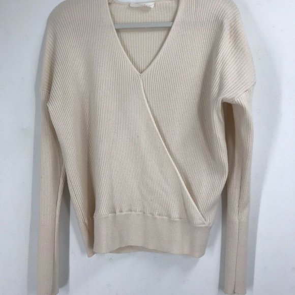Elodie from Nordstrom Rack Ivory Sweater, Size L - Picture 7 of 11